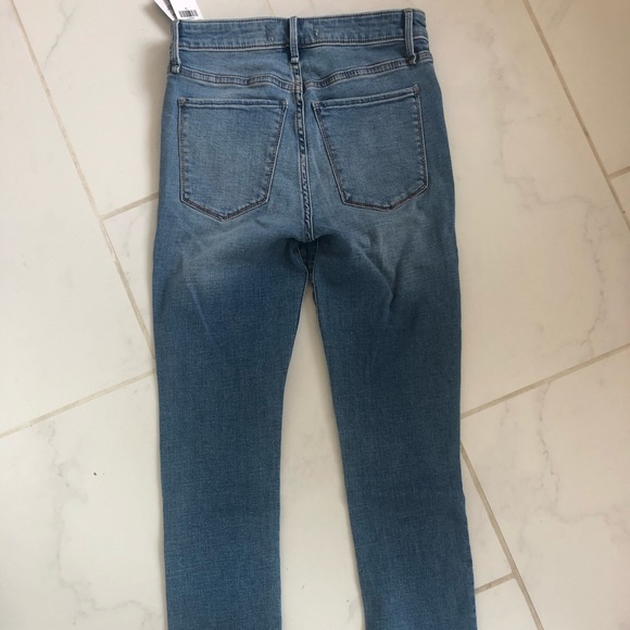 New with Tags Abercrombie and Fitch high waisted skinny jeans - Picture 4 of 5